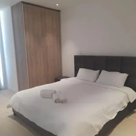 360 Nicosia-2 Bedroom Tower Lejlighed